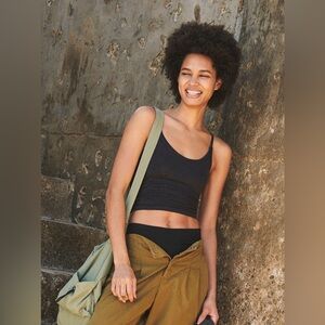 NWOT Free People Movement Ruched Crop Tank Black